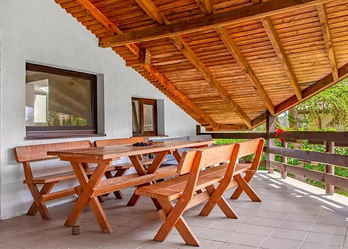 Pod Swierkiem * Naterki